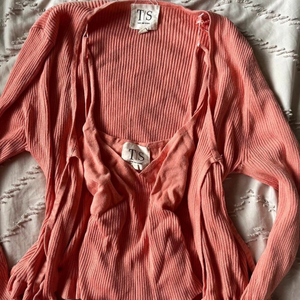 Matcing Sweater/Tank Top Set - Picture 3 of 5